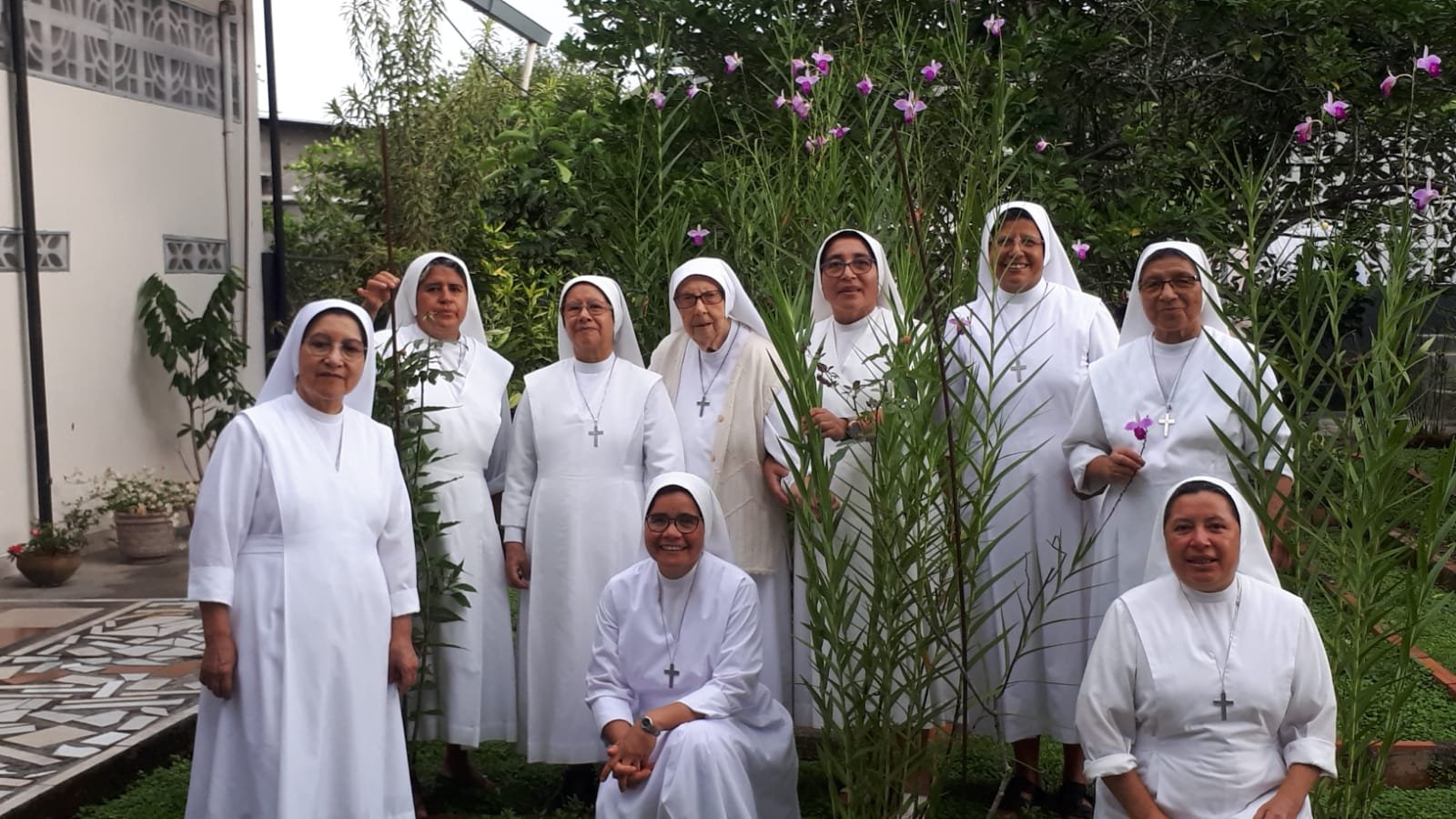 Comunidades de Viche y Honorato Vásquez compartieron un encuentro fraterno junto a la madre Blanca