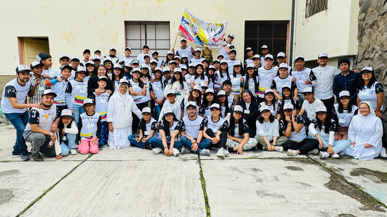 Cariñoso saludo a Madre Blanca Lima desde la PJS