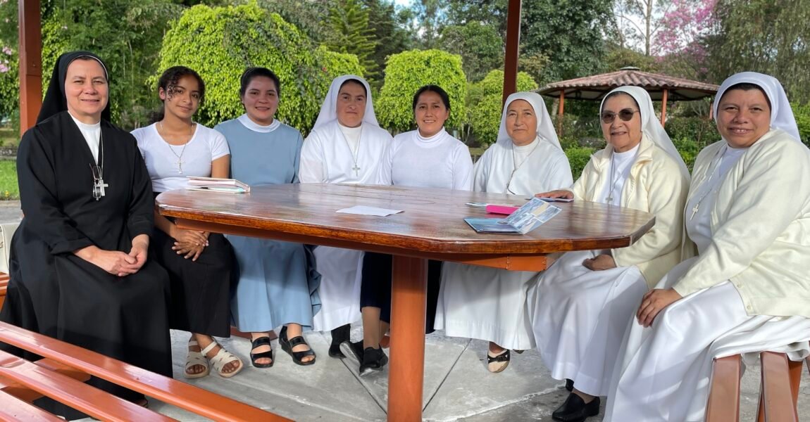 La Visita de la Madre Blanca Lima fue una bendición para nuestra Familia Salesia